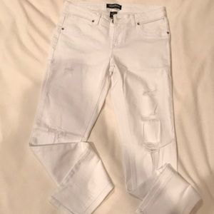 never worn ripped white jeans